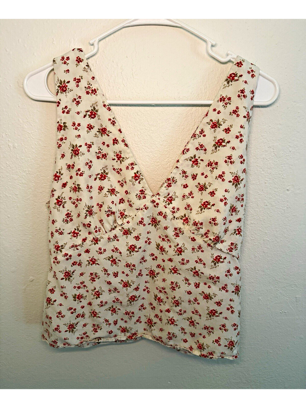 Reformation Floral Wrap Top Women’s L Ivory Red Rose Tencel Sleeveless